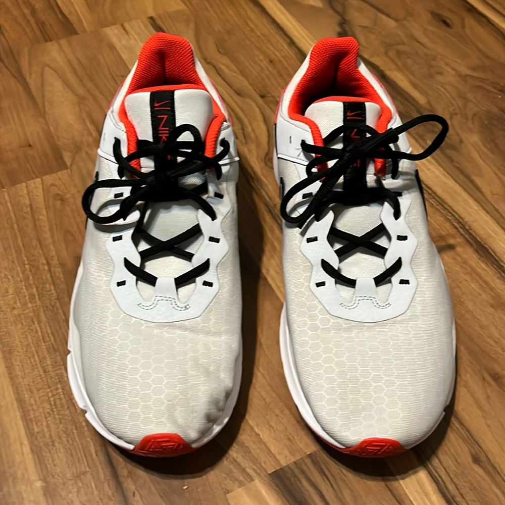 Men’s Tennis Shoes